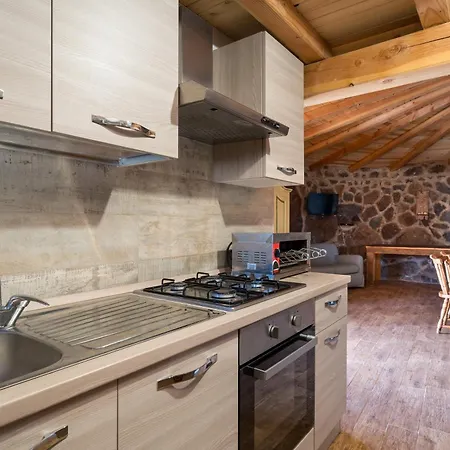 Casa Pinnettu Holiday home *